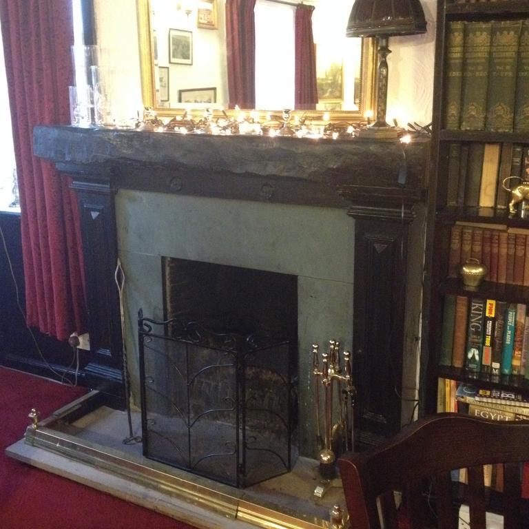 The Allan Ramsay Hotel Carlops エクステリア 写真