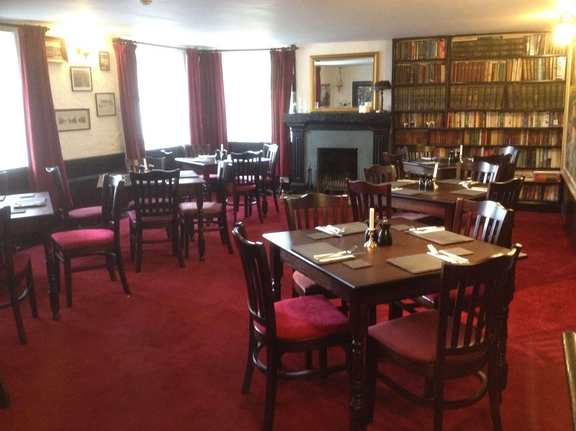 The Allan Ramsay Hotel Carlops エクステリア 写真