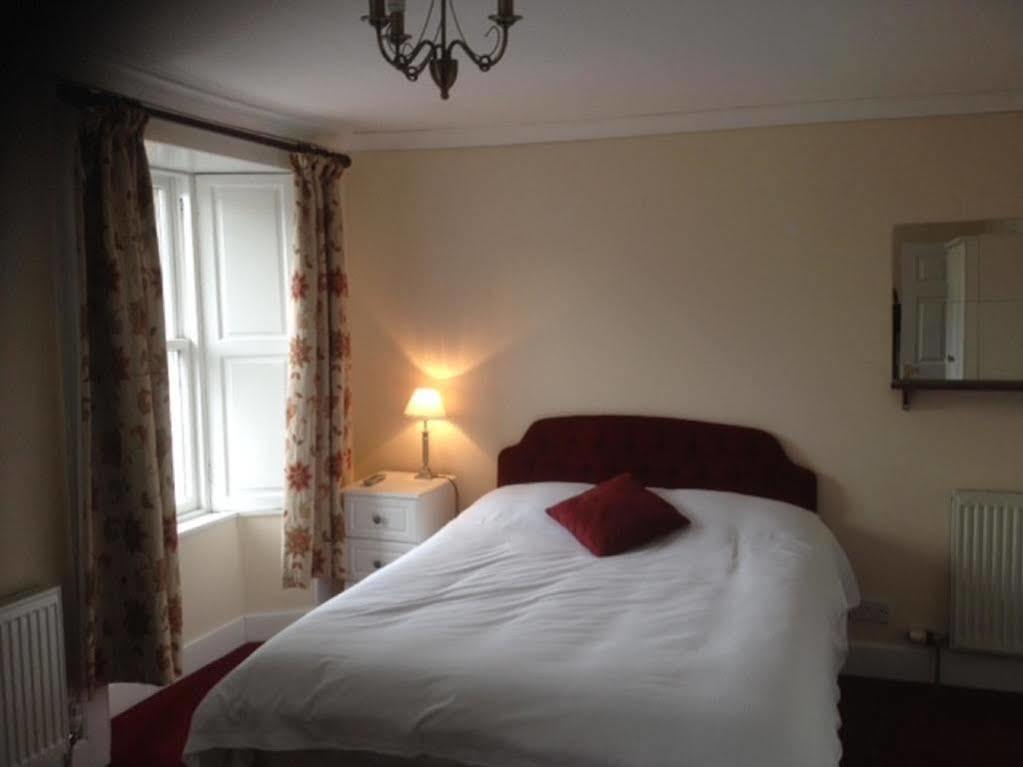 The Allan Ramsay Hotel Carlops エクステリア 写真